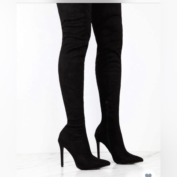 Black suede thigh high boots - Picture 1 of 3